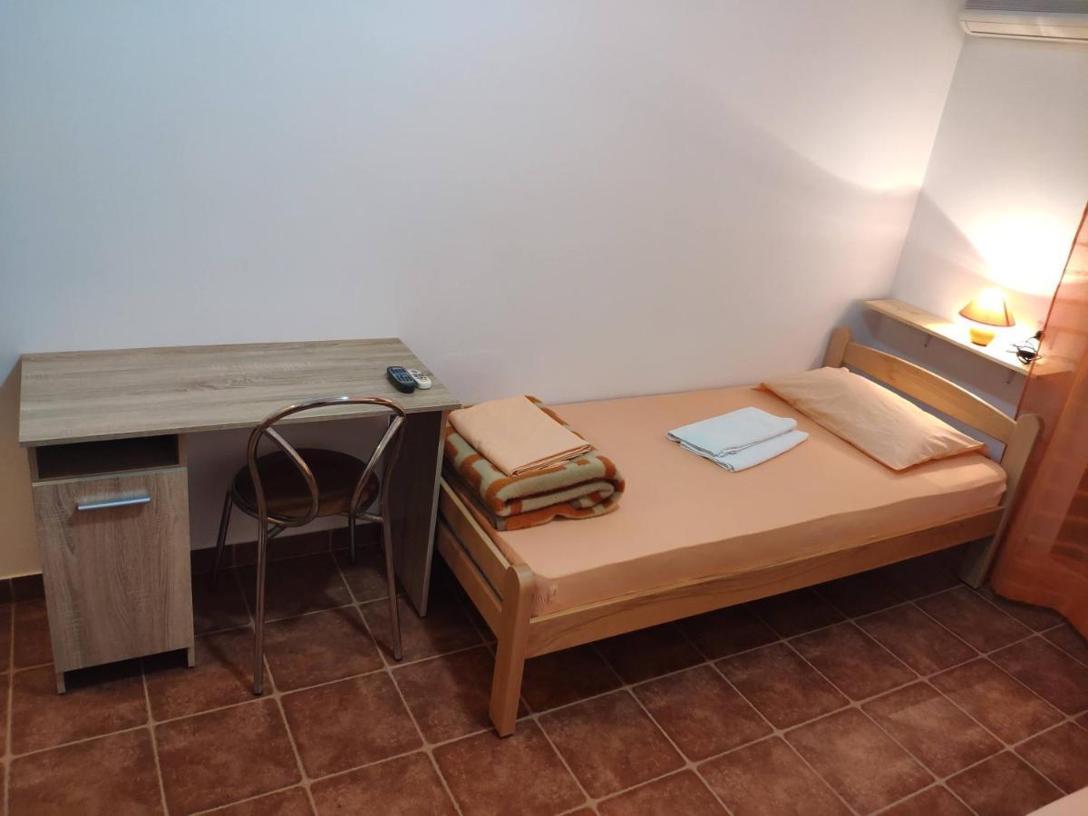 Guesthouse Lovcen Kotor Bagian luar foto