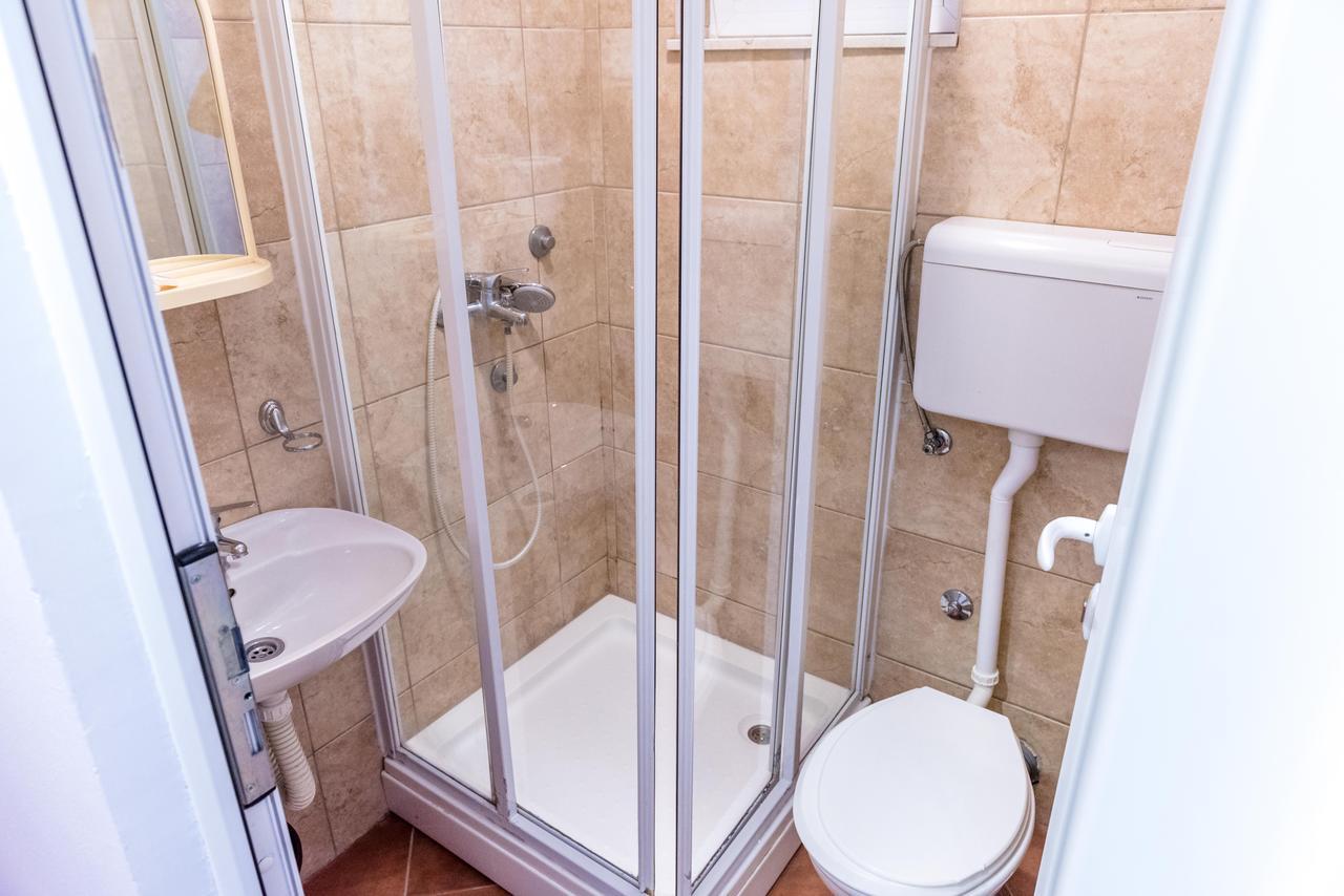 Guesthouse Lovcen Kotor Bagian luar foto